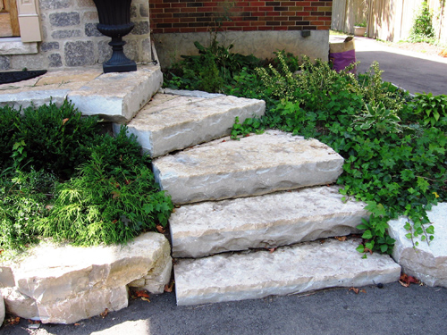 schody z kamienia naturalnego